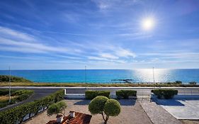 Edo House Anzio - Beachfront - Fronte Mare - Affittacamere - Private Parking